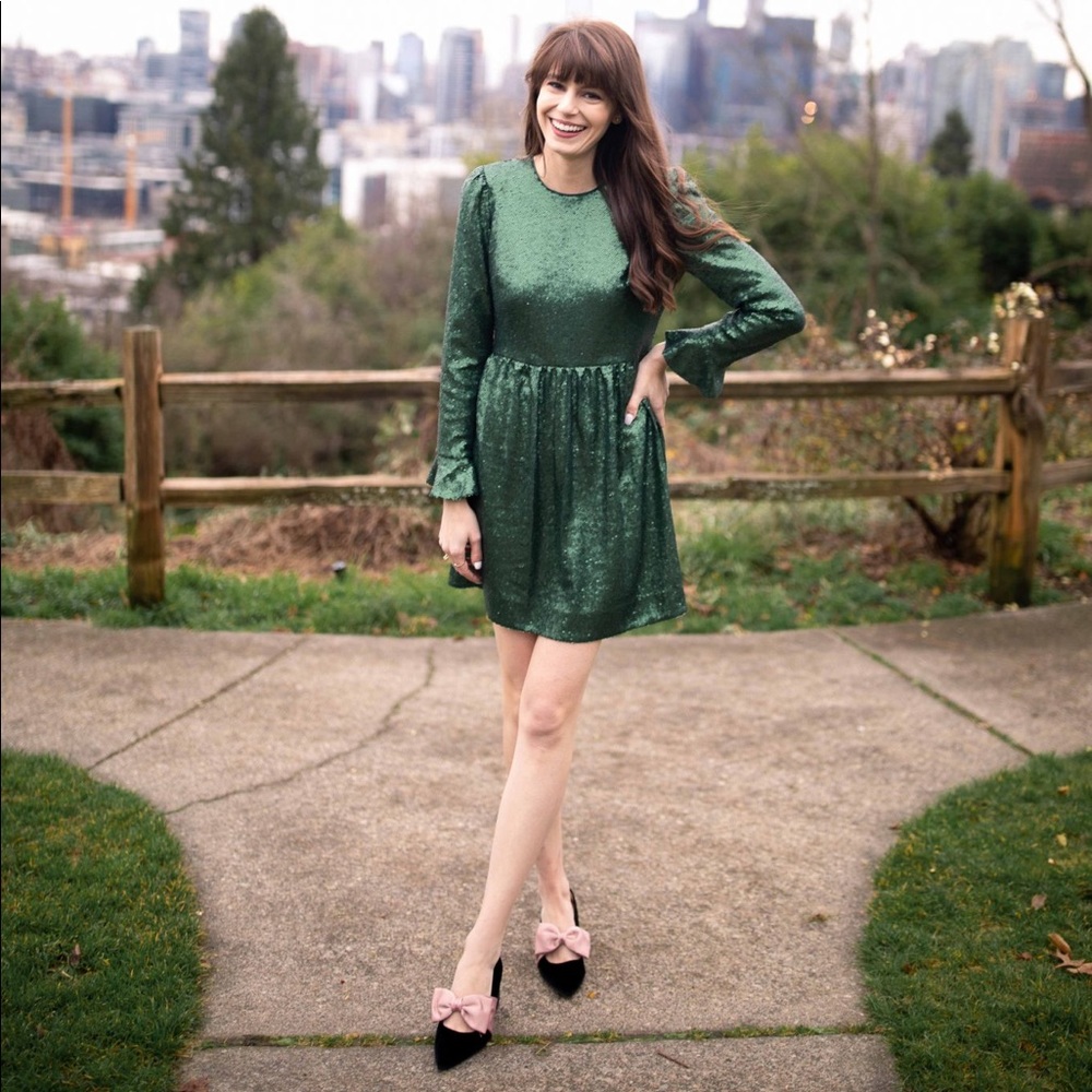 Gal Meets Glam Carrie